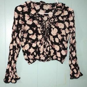 Long Sleeve Floral Crop-Top